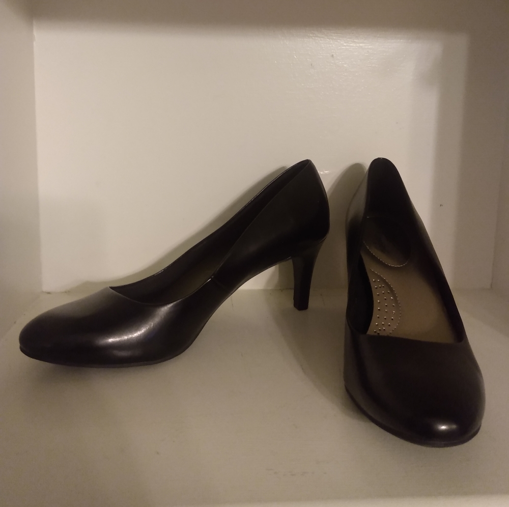 Black heels